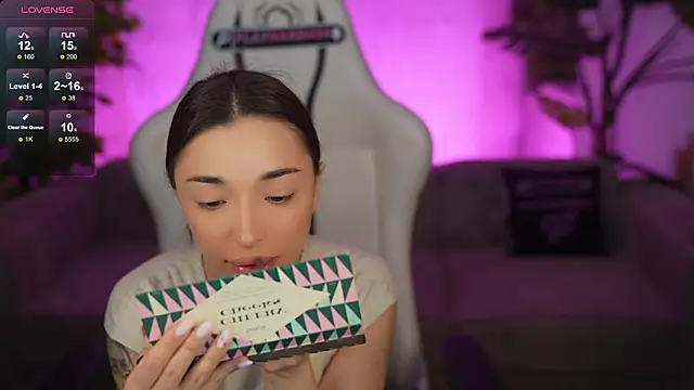 Jasmine Flow online show from March 20, 9:03 am