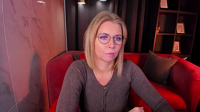 Annie Light online show from September 22, 6:04 am