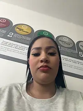 Luisa Fernandaa online show from September 24, 1:09 am