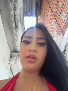 Luisa Fernandaa online show from May 3, 9:10 pm