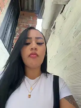 Luisa Fernandaa online show from May 12, 11:02 pm