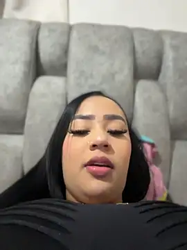 Luisa Fernandaa online show from May 14, 2:51 am