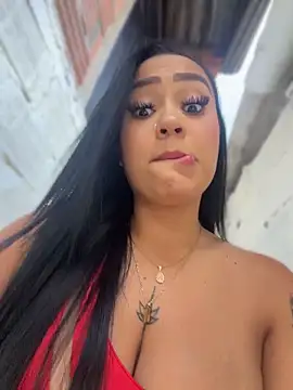 Luisa Fernandaa online show from May 14, 9:43 pm