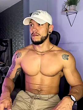 ARON TAYLER01 online show from October 26, 10:21 am