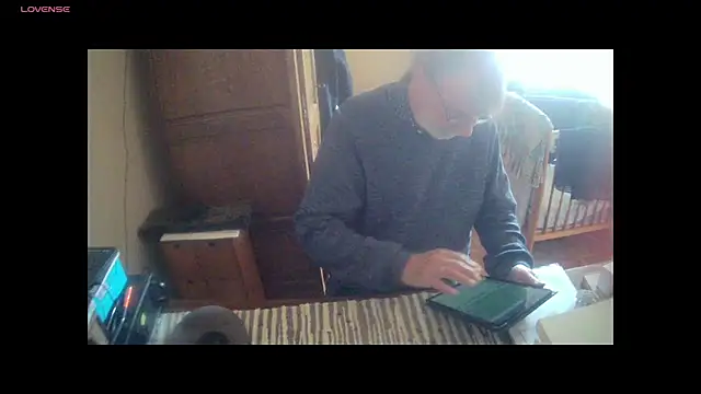 Snapshot of terrybare chatting on October 26, 2:34 pm terrybare online show from October 26, 2:34 pm