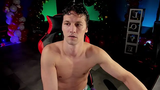 dirty-boss online show from March 6, 11:45 pm