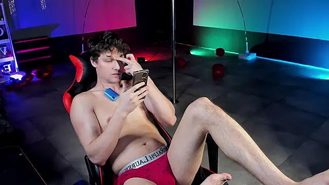 dirty-boss online show from March 12, 3:45 am