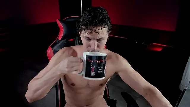 dirty-boss online show from May 7, 7:30 pm