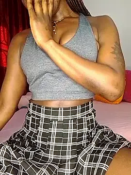 NicRaisaa online show from October 15, 5:18 am