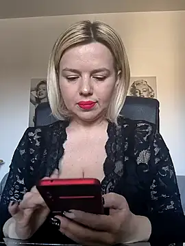 Snapshot of Ladykaos chatting on April 4, 12:46 pm Ladykaos online show from April 4, 12:46 pm