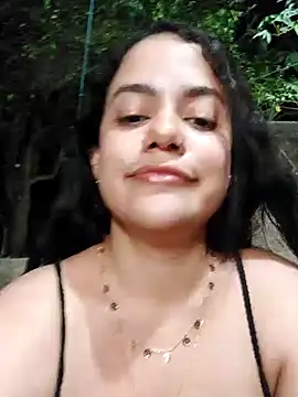 Snapshot of demonaughtyyy chatting on December 14, 4:45 am demonaughtyyy online show from December 14, 4:45 am
