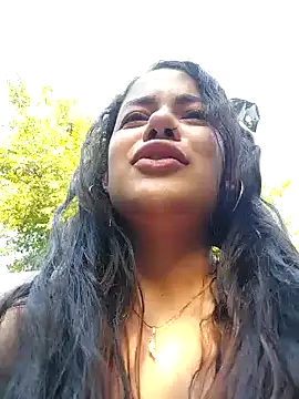 Snapshot of demonaughtyyy chatting on January 26, 10:35 pm demonaughtyyy online show from January 26, 10:35 pm