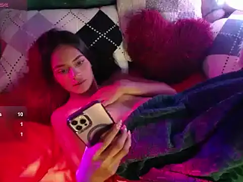 Snapshot of Samara_Beltran chatting on January 18, 7:28 am Samara Beltran online show from January 18, 7:28 am