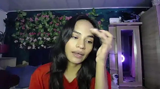 Snapshot of Samara_Beltran chatting on February 1, 3:19 am Samara Beltran online show from February 1, 3:19 am
