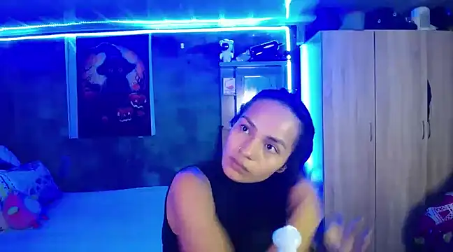 Snapshot of Samara_Beltran chatting on February 27, 2:42 am Samara Beltran online show from February 27, 2:42 am