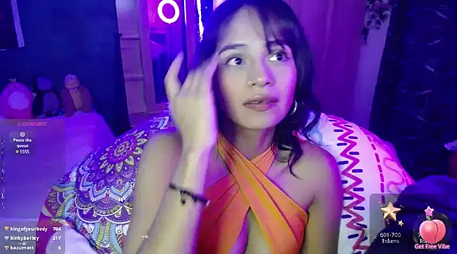 Snapshot of Samara_Beltran chatting on February 28, 8:53 am Samara Beltran online show from February 28, 8:53 am