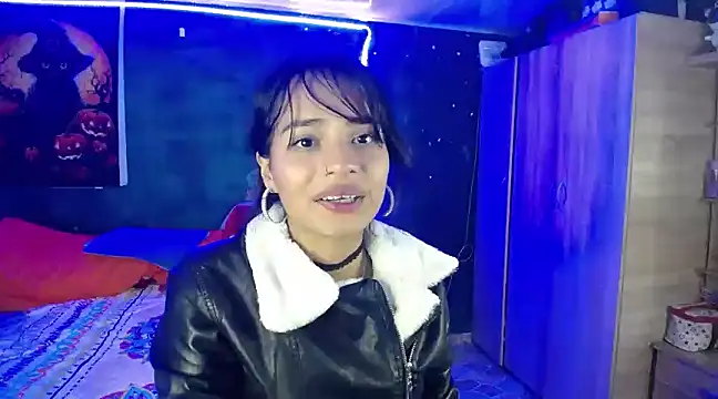 Snapshot of Samara_Beltran chatting on March 15, 8:26 am Samara Beltran online show from March 15, 8:26 am