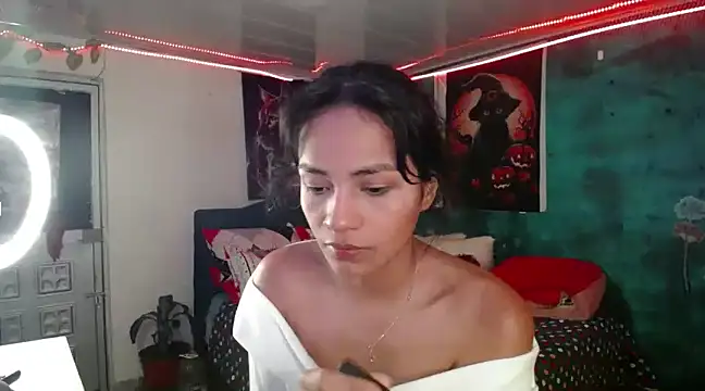 Snapshot of Samara_Beltran chatting on March 21, 3:01 am Samara Beltran online show from March 21, 3:01 am