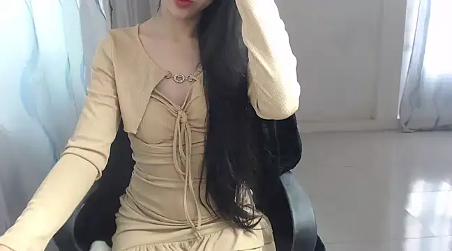 Snapshot of TinyGirls chatting on December 23, 6:22 am TinyGirls online show from December 23, 6:22 am