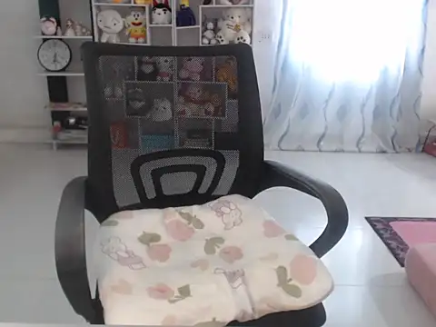 Snapshot of TinyGirls chatting on September 19, 3:08 am TinyGirls online show from September 19, 3:08 am