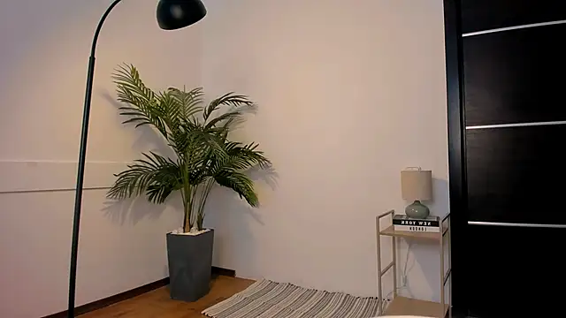 Jess Anders  online show from February 10, 8:18 am