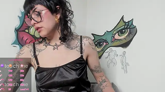 trinitty online show from April 5, 7:11 pm