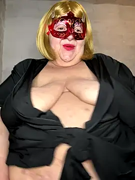 Snapshot of mariannecox chatting on December 8, 1:13 am mariannecox online show from December 8, 1:13 am