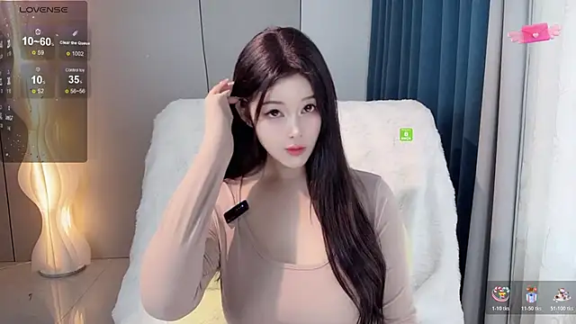 Mandy-- online show from November 7, 2:11 am