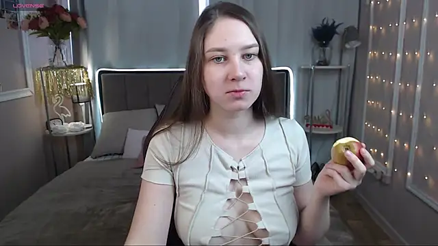 MollyBrams online show from March 10, 5:22 am