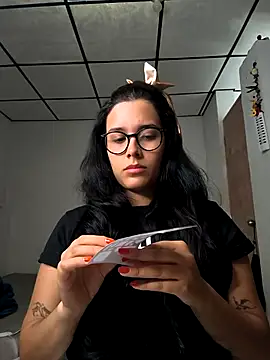 Snapshot of Annya-sweet chatting on March 4, 3:40 pm Annya-sweet online show from March 4, 3:40 pm