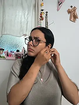 Annya-sweet online show from May 20, 3:18 pm