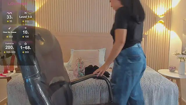 Snapshot of Sooffii_1 chatting on March 1, 2:26 am Sooffii 1 online show from March 1, 2:26 am