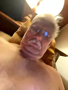 Snapshot of Steffibi1954 chatting on January 15, 4:06 am Steffibi1954 online show from January 15, 4:06 am