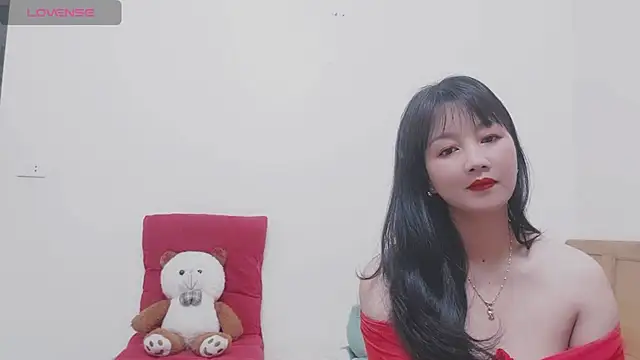 Holygirlsweet777 online show from January 15, 11:21 am