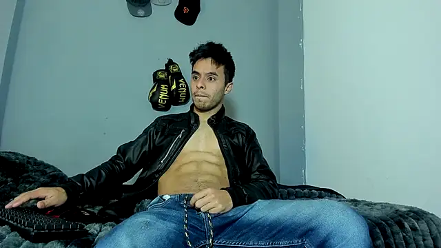 x Harold x  online show from November 24, 9:58 pm