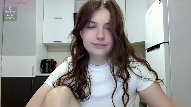 SayMeow  online show from May 11, 5:43 pm