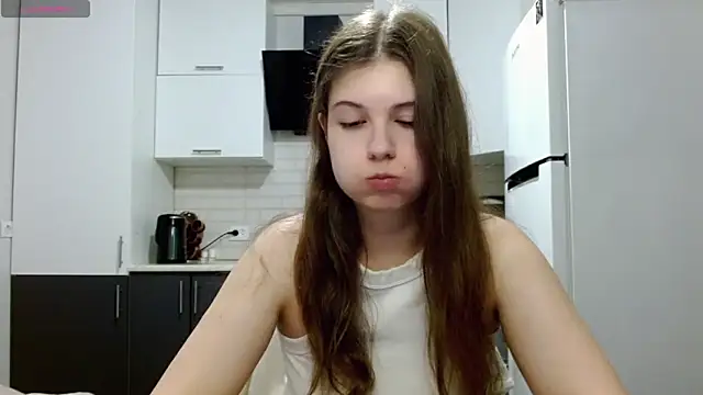 Snapshot of SayMeow_ chatting on June 17, 9:16 pm SayMeow online show from June 17, 9:16 pm