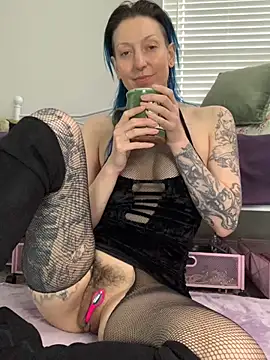 MissCumberdale online show from November 25, 6:41 pm