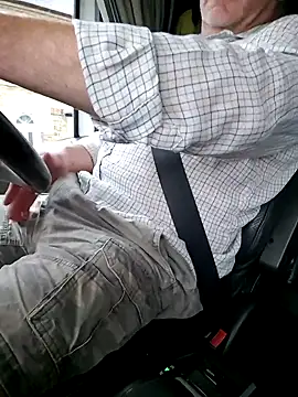 Tobyp677 online show from October 17, 8:17 am