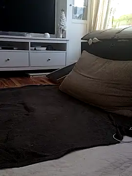 Snapshot of SexyDreamercouple89 chatting on December 27, 12:34 pm SexyDreamercouple89 online show from December 27, 12:34 pm