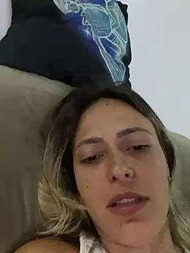 Snapshot of Gipoltergeist chatting on January 22, 12:38 am Gipoltergeist online show from January 22, 12:38 am