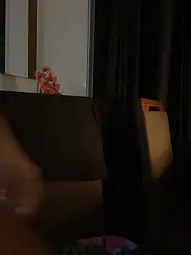 Snapshot of Gipoltergeist chatting on March 10, 2:06 am Gipoltergeist online show from March 10, 2:06 am