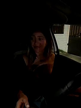 Snapshot of Gipoltergeist chatting on November 10, 5:17 am Gipoltergeist online show from November 10, 5:17 am