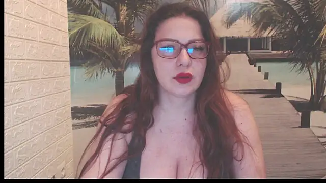 Queen  Natasha online show from December 16, 10:04 pm