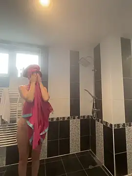 MaviePearl online show from October 16, 8:26 am