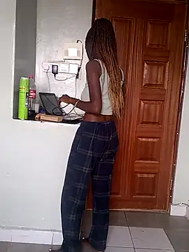 Prettybecs online show from October 16, 6:25 am