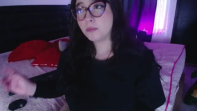 Miss Loise online show from December 12, 3:59 pm