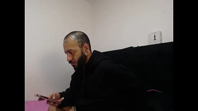 Snapshot of nika_1312 chatting on January 8, 5:21 am nika 1312 online show from January 8, 5:21 am