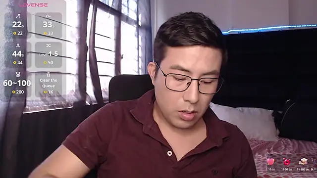 andrewmhilton  online show from February 17, 8:59 pm