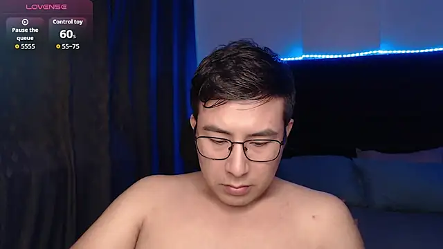 andrewmhilton  online show from March 4, 12:05 am